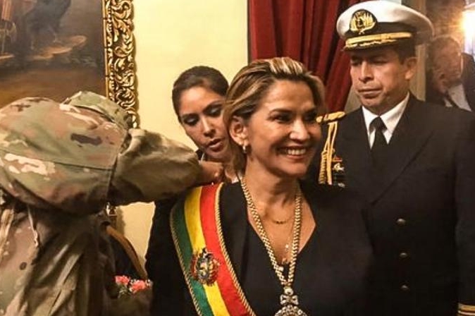 ¿Democracia? No, cleptocracia
