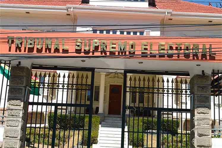 Necesidad de elecciones en Bolivia