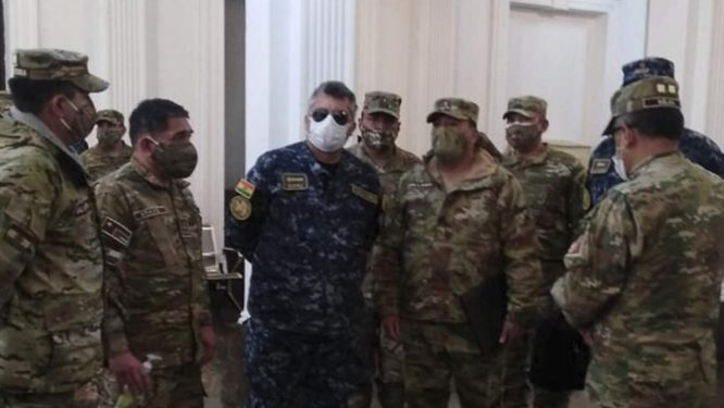 Gobierno de Jeanine Añez ascendió militares con antecedentes penales