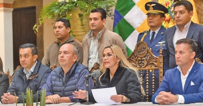 ¡¡ INUTILES !!
