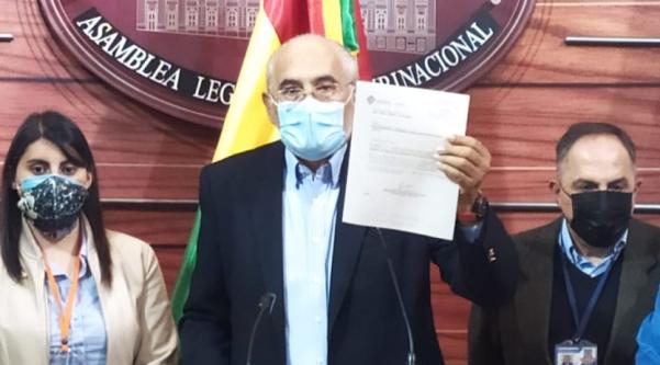 La mediocridad colonial