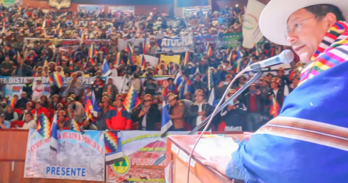 Arce llama a la unidad para defender el litio frente a las amenazas externas